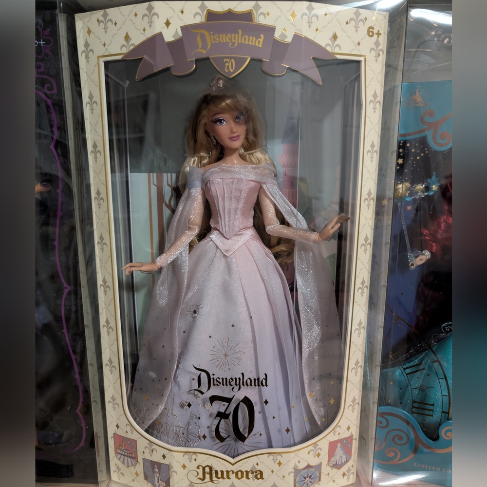 Disney Limited Edition Anniversary Aurora Doll- has COA